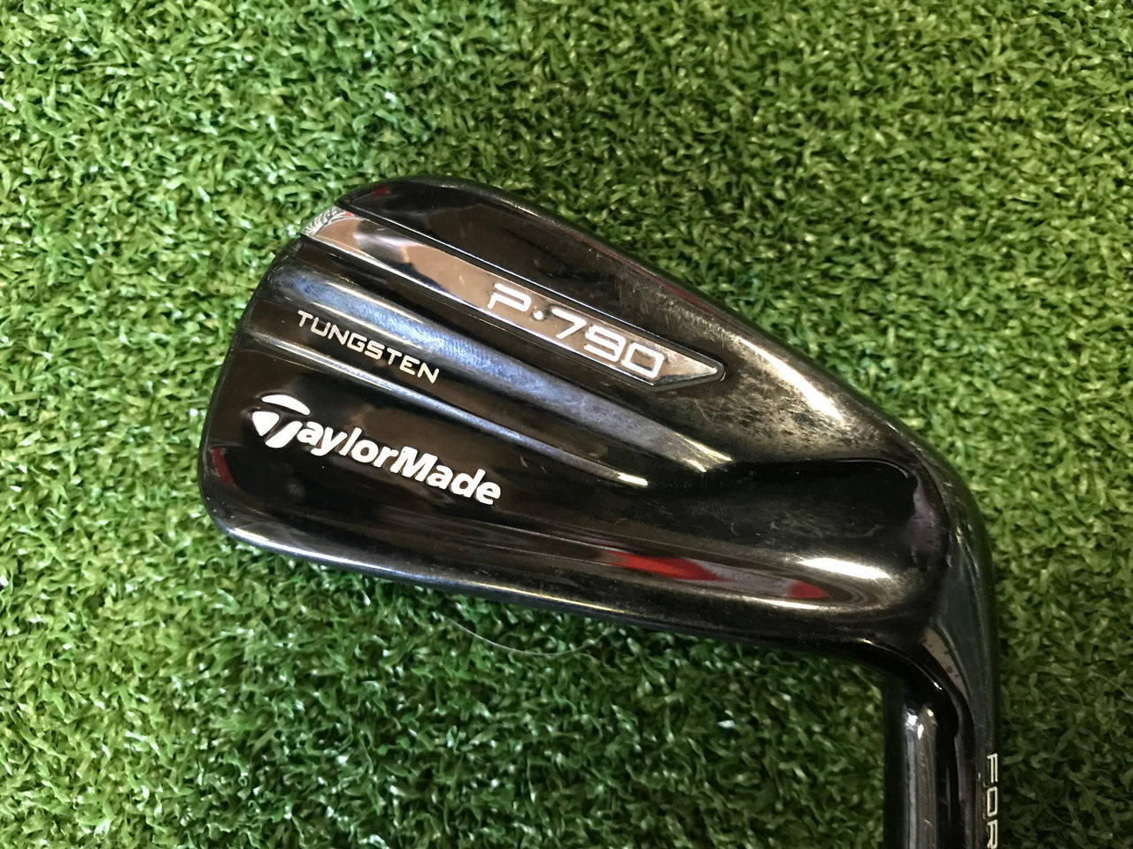 TaylorMade P790 Black 5-9, Pw Iron Set