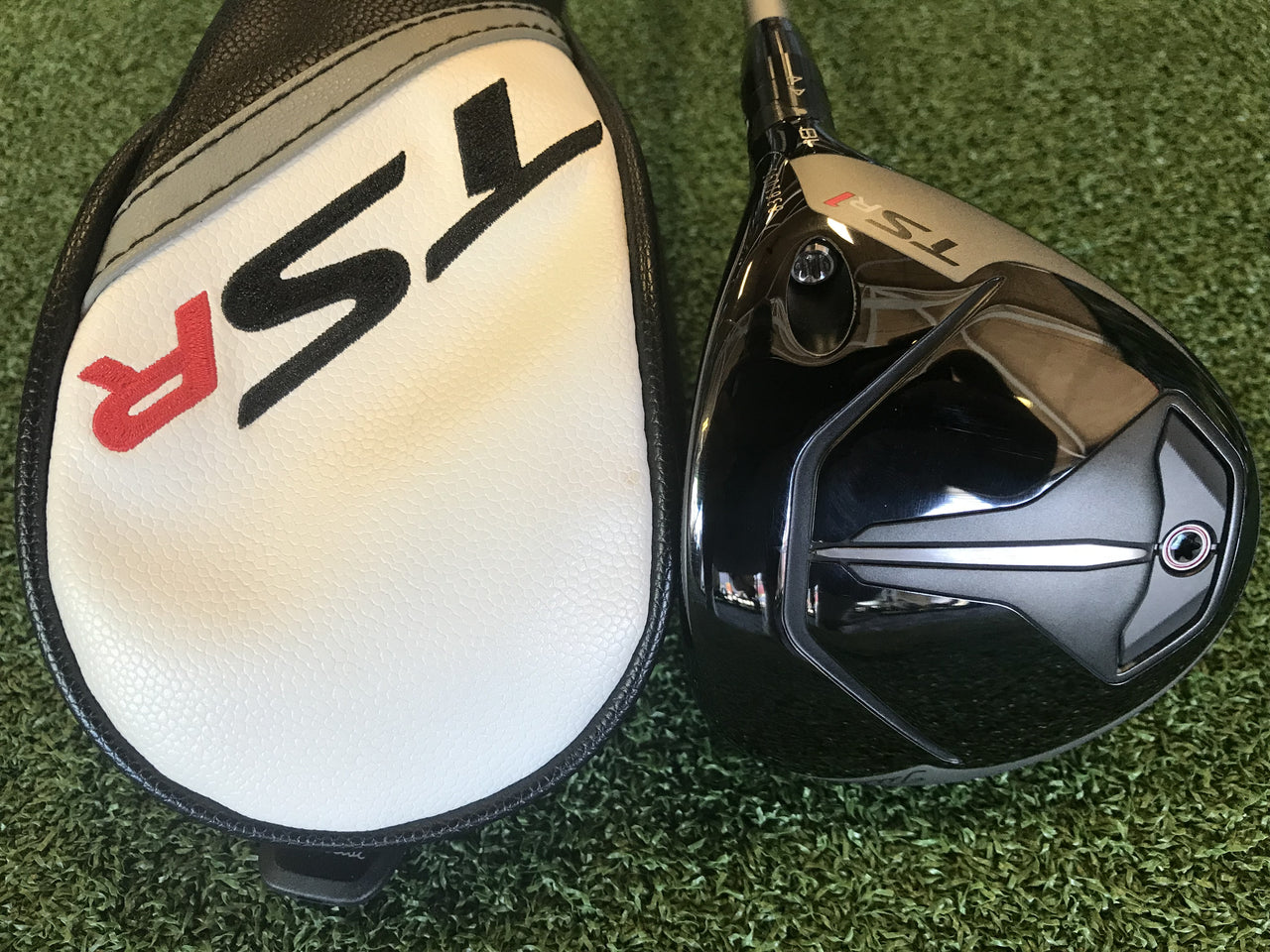 2022 Titleist TSR 2 18° 5 Wood With Headcover *Like New*