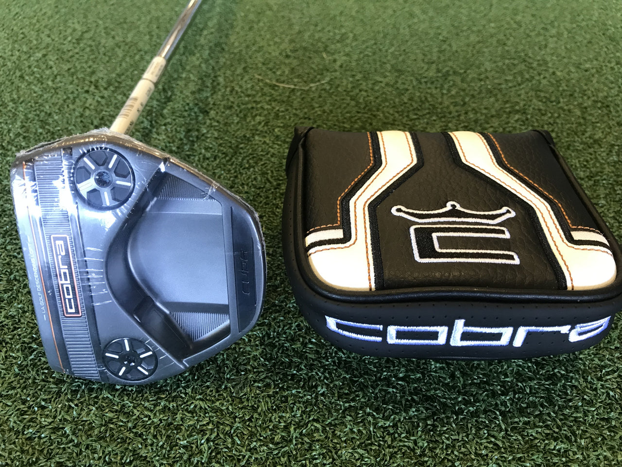 *New* Cobra V2 Cuda 34"Putter With Headcover