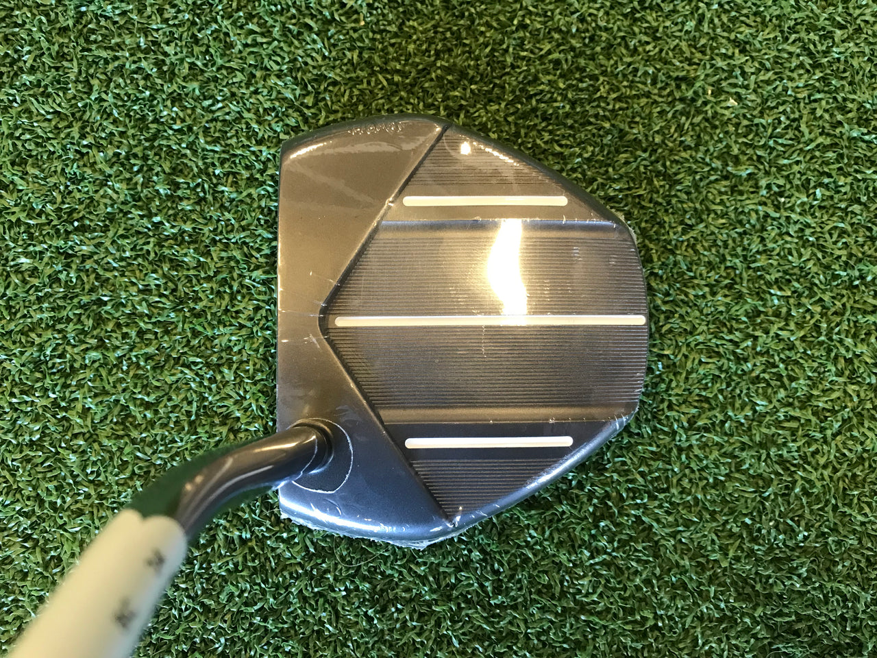 *New* Cobra V2 Cuda 34"Putter With Headcover