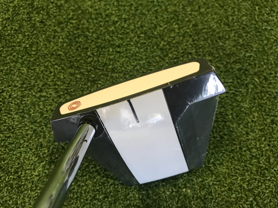 *New* 2023 Odyssey White Hot Versa 34" Putter With Headcover