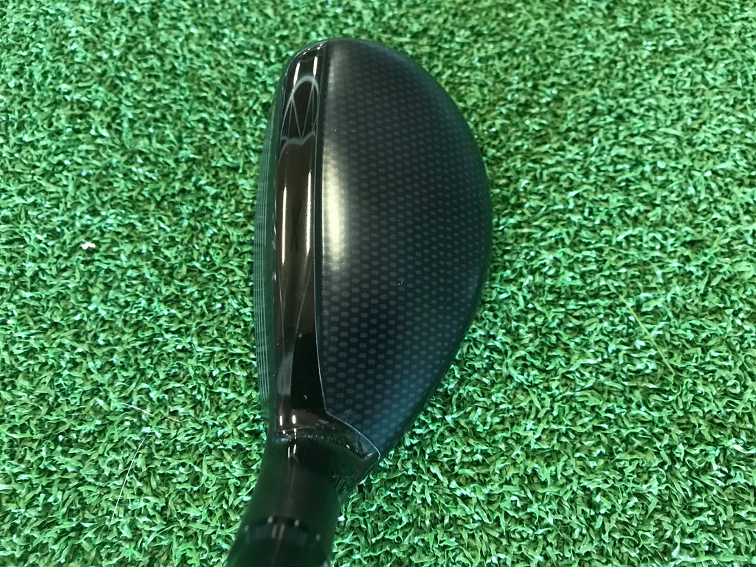 2022 TaylorMade Stealth Plus+ 19.5° 3 Hybrid With Headcover Dexterity- R/H Flex- Stiff Length- 40" Condition- 8.5 S/N- 21HT352P Shaft- N.S.Pro 950GH Grip- Lamkin