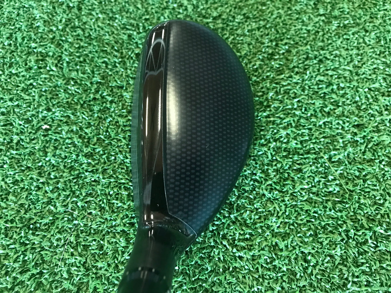 2022 TaylorMade Stealth Plus+ 19.5° 3 Hybrid With Headcover Dexterity- R/H Flex- Stiff Length- 40" Condition- 8.5 S/N- 21HT352P Shaft- N.S.Pro 950GH Grip- Lamkin