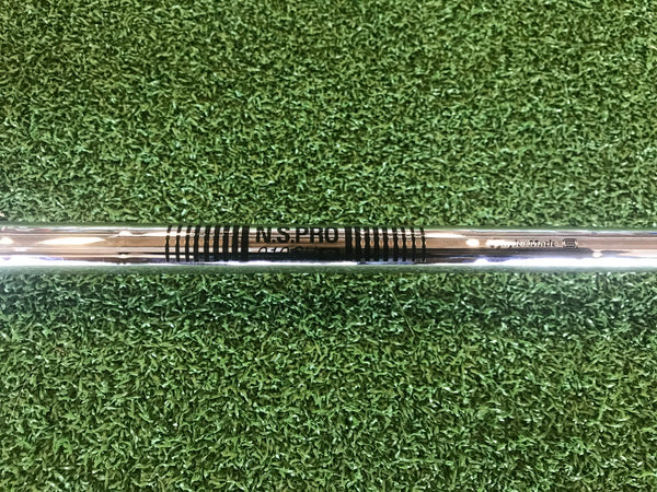 2022 TaylorMade Stealth Plus+ 19.5° 3 Hybrid With Headcover Dexterity- R/H Flex- Stiff Length- 40" Condition- 8.5 S/N- 21HT352P Shaft- N.S.Pro 950GH Grip- Lamkin
