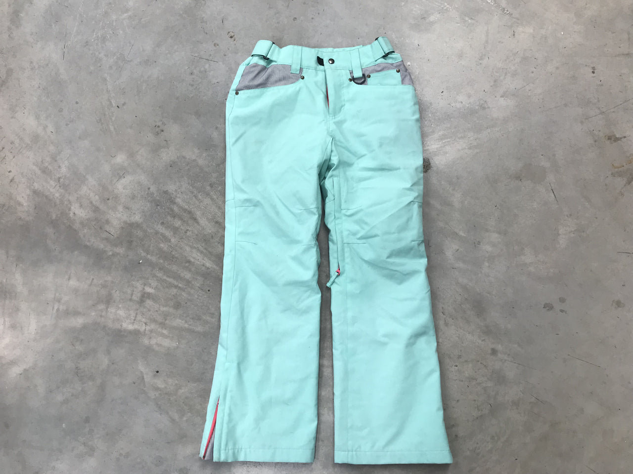 Secret Garden Women's Snow Pants Size- Extra Small Condition- 7.5