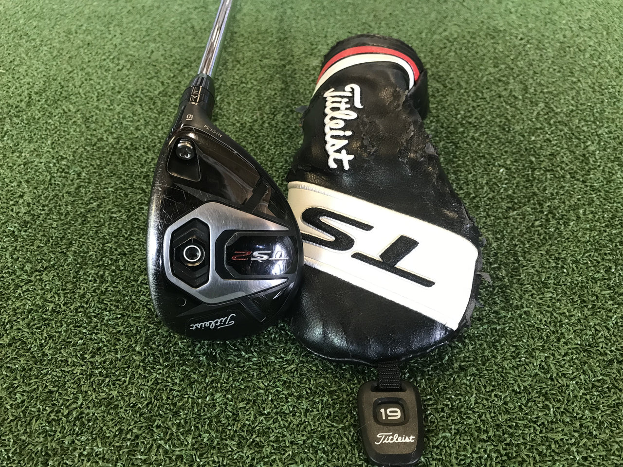 2019 Titleist TS2 19° 3 Hybrid With Headcover