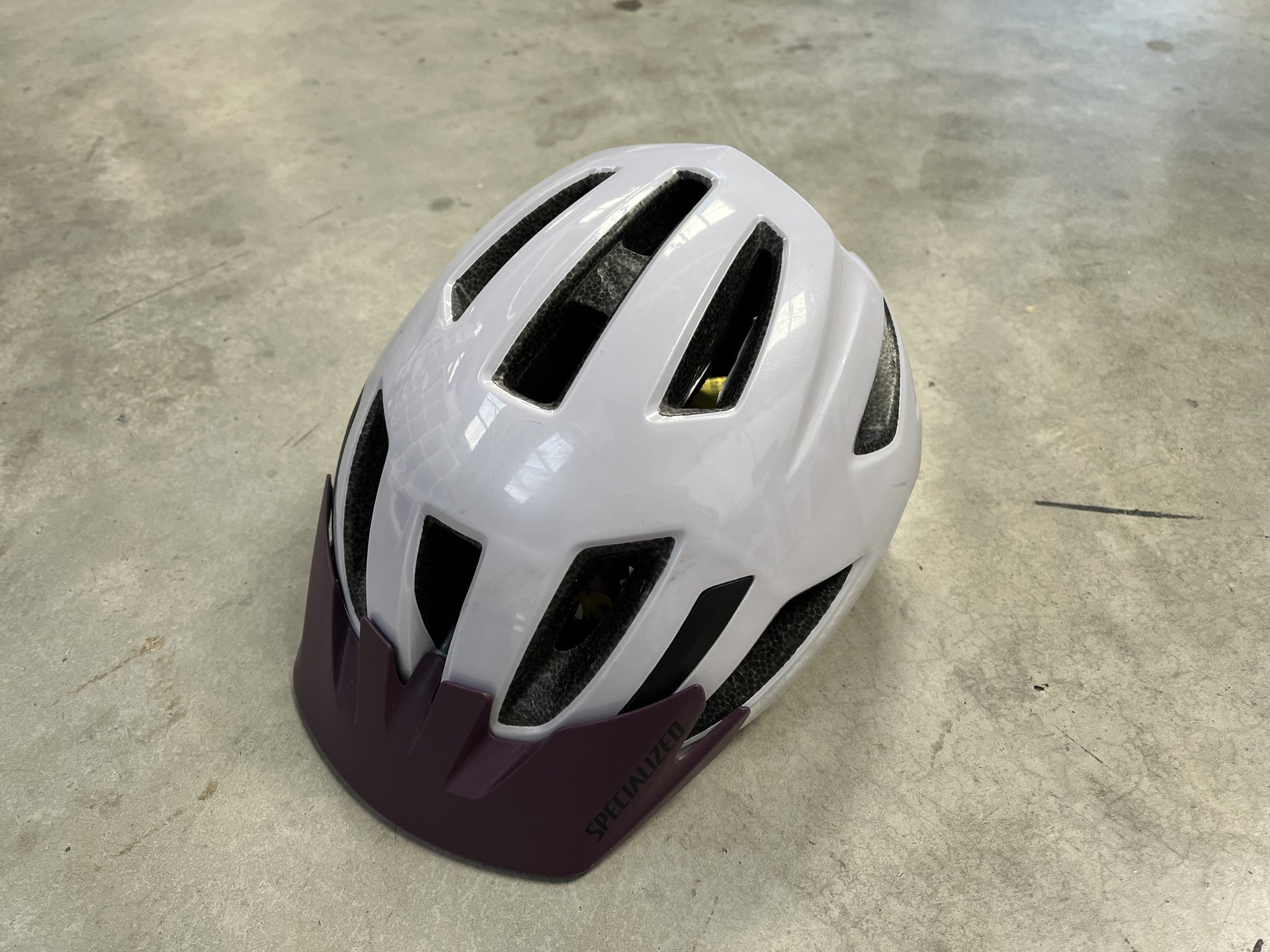 New* Specialized Shuffle 50-55cm Childs Adjustable Bike Helmet With Light Condition- 10 Size- 50-55cm (4-7yr olds) | Bike/Skate/Scoot Helmets & Accessories New* Specialized Shuffle 50-55cm Childs Adjustable Bike Helmet With Light Condition- 10 Size- 50-55cm (4-7yr olds) | Bike/Skate/Scoot Helmets & Accessories