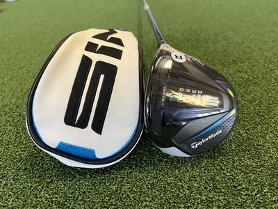 *New* TaylorMade SIM 2 Max-D 19° 5 Wood With Headcover