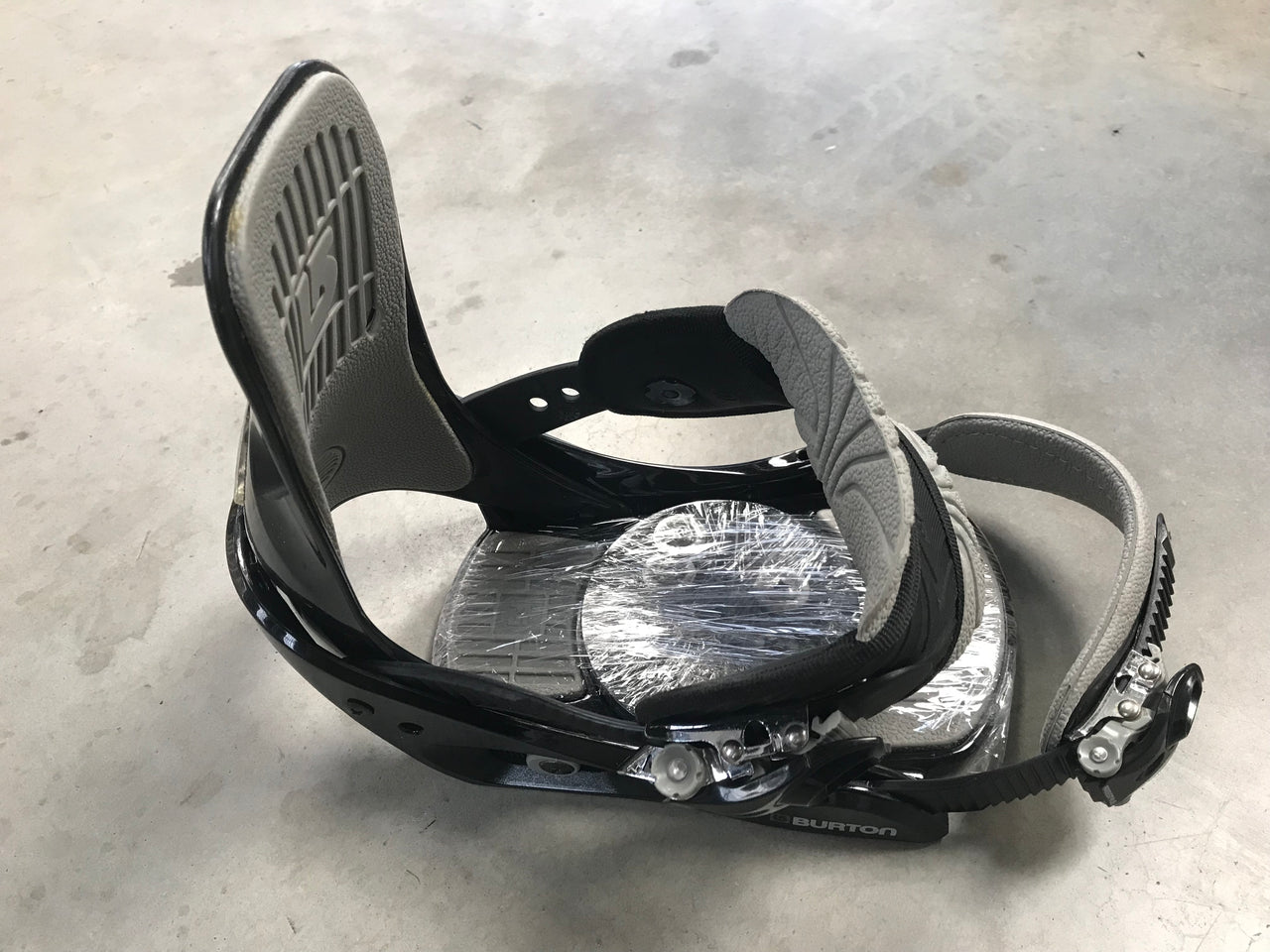 Burton Freestyle Black/Grey Small Bindings