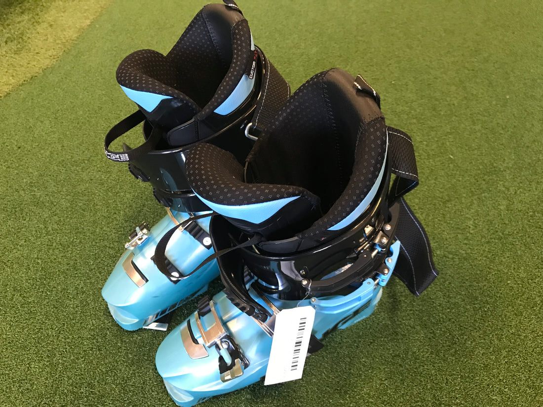 Lange Comp 26.5cm Ski Boots *Like New*