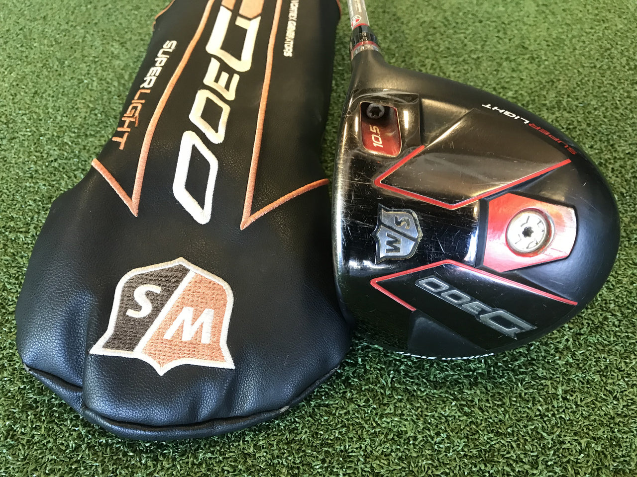 Wilson Staff D300 10.5° Driver With Headcover