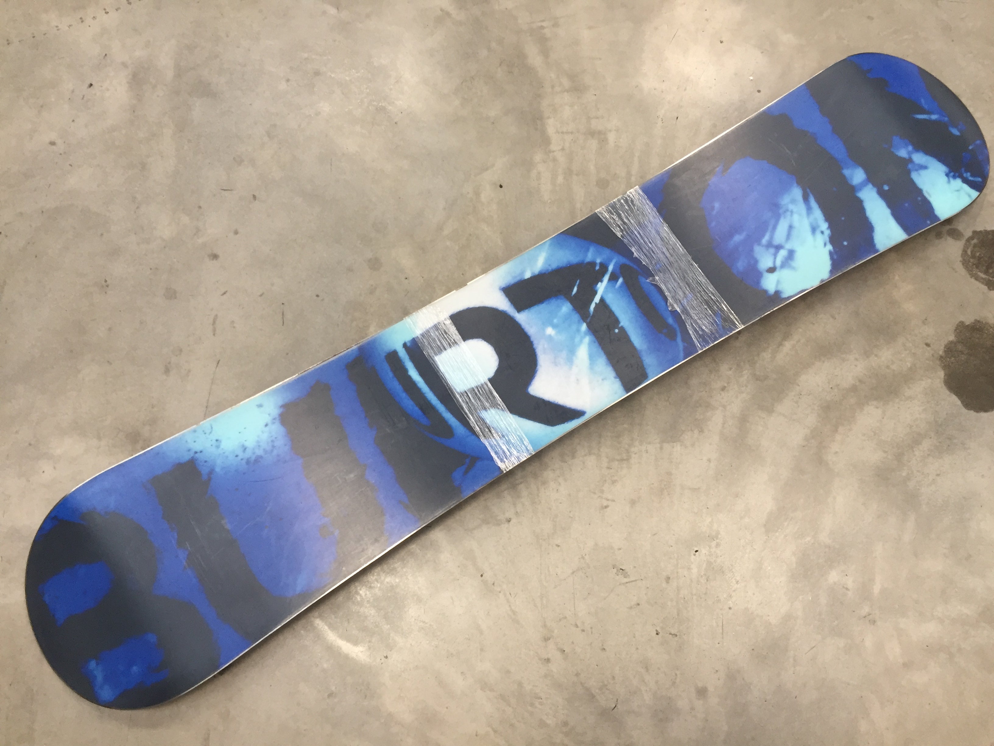 2014 Burton Clash 155cm Men's Twin Snowboard