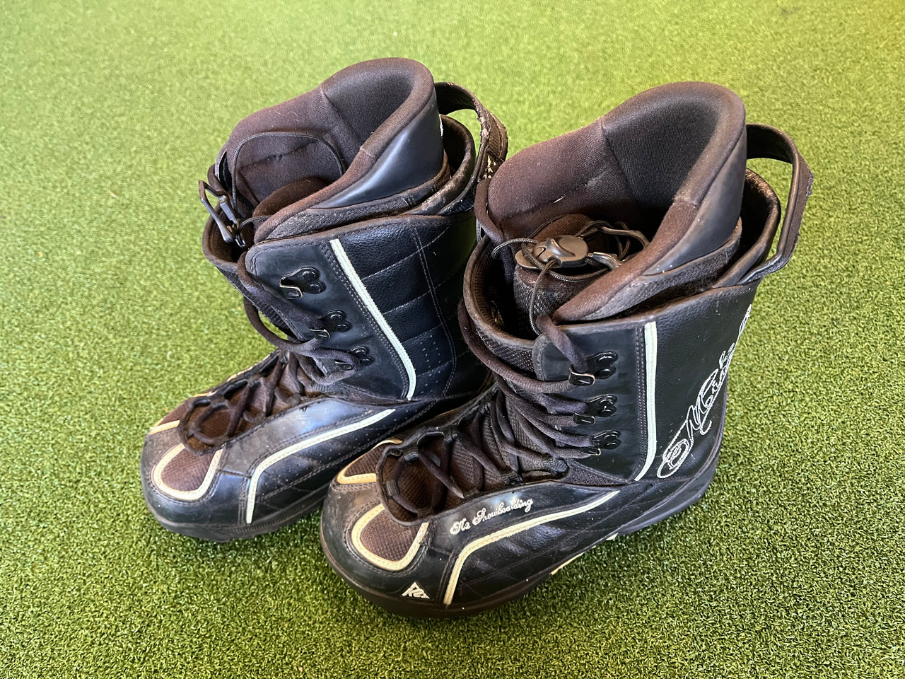 K2 Mink 25cm US8/9 Womens Snowboard Boots