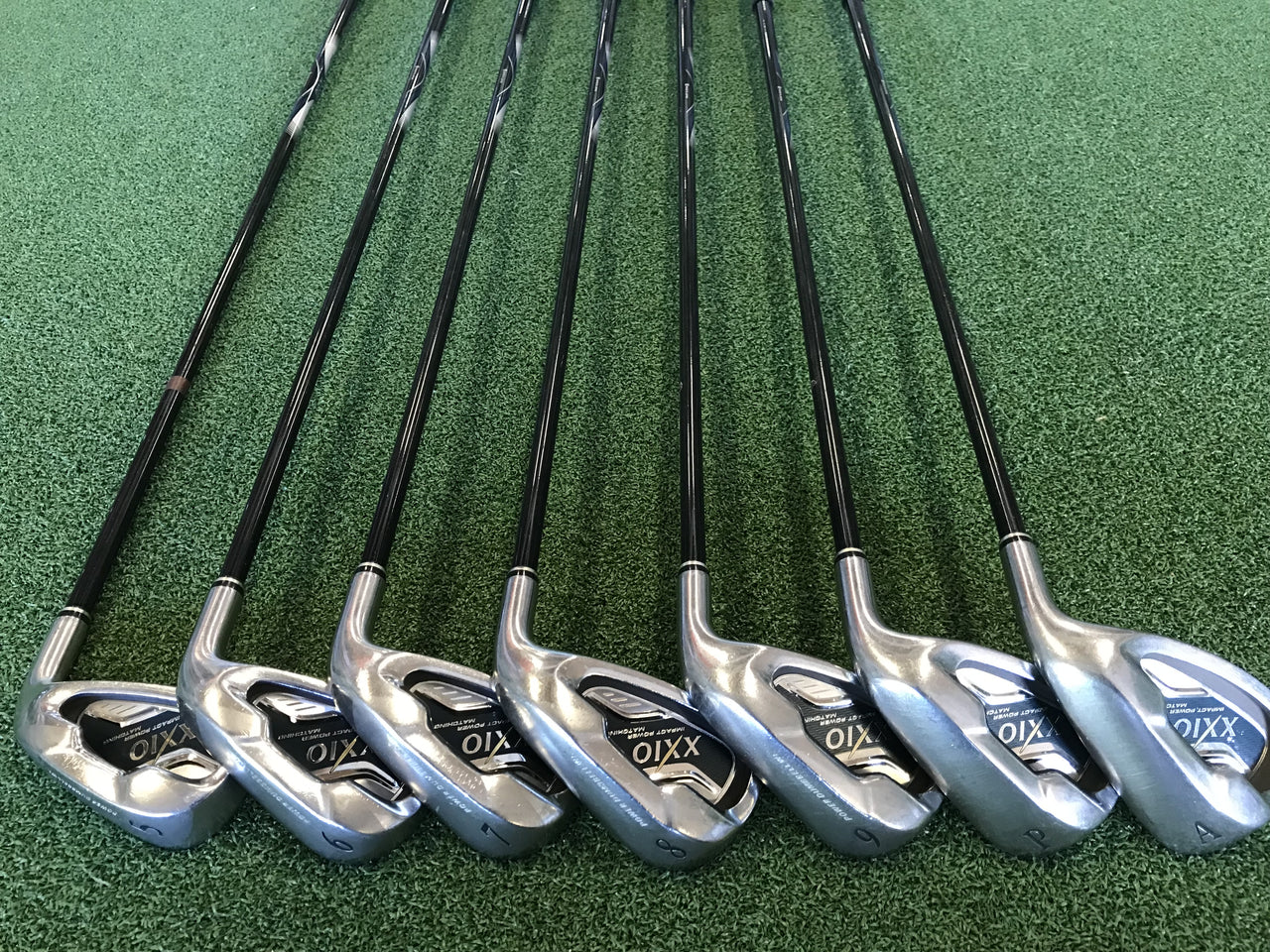 2010 XXIO 5-9, Pw, Aw Iron Set