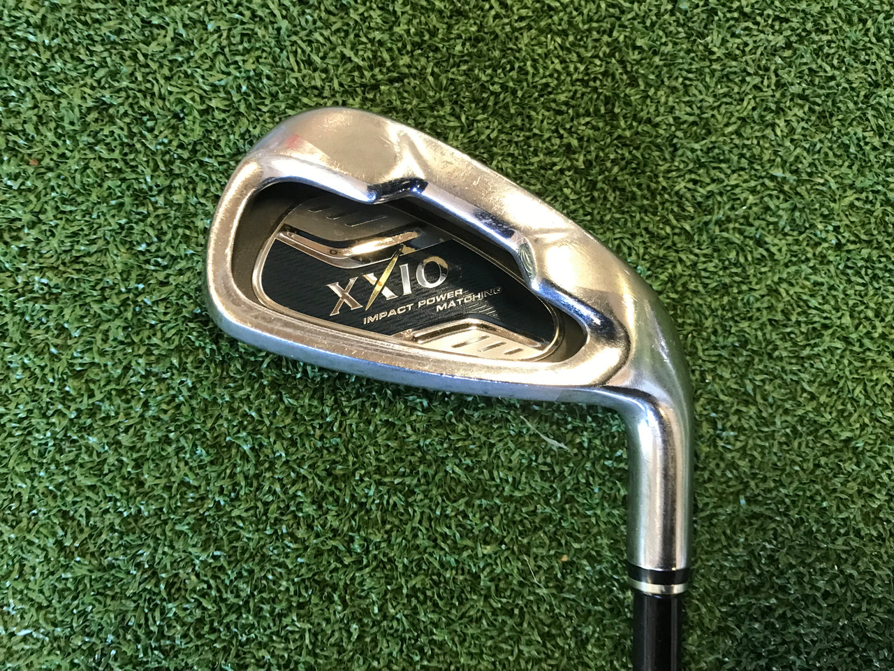 2010 XXIO 5-9, Pw, Aw Iron Set