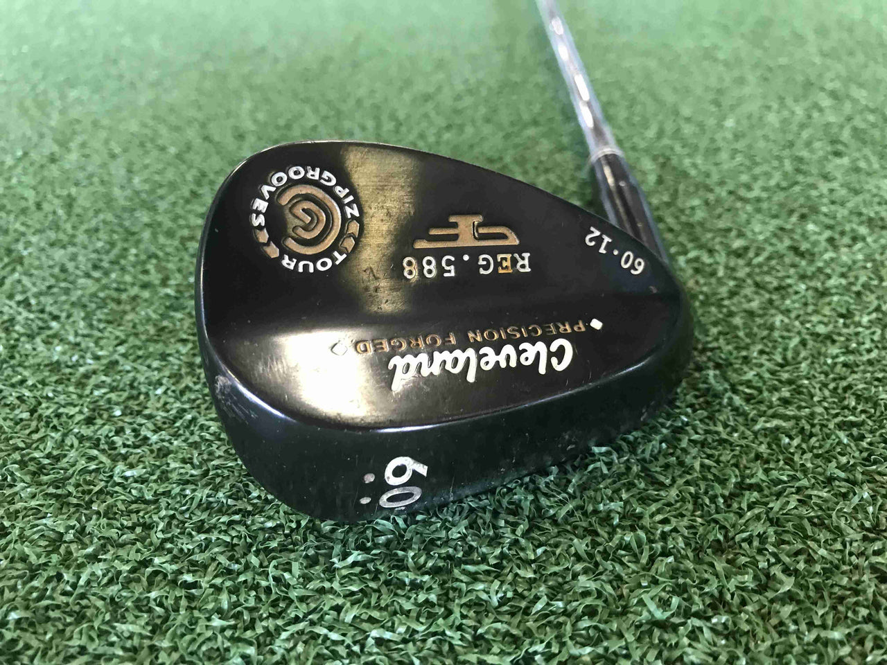 Cleveland 588 Tour Left Handed 60° Wedge