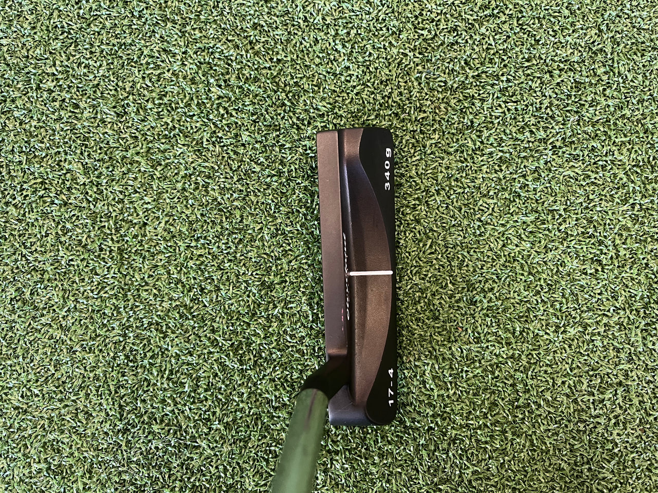 Cleveland Classic Collection 3 35" Putter With Headcover *Excellent Condition*