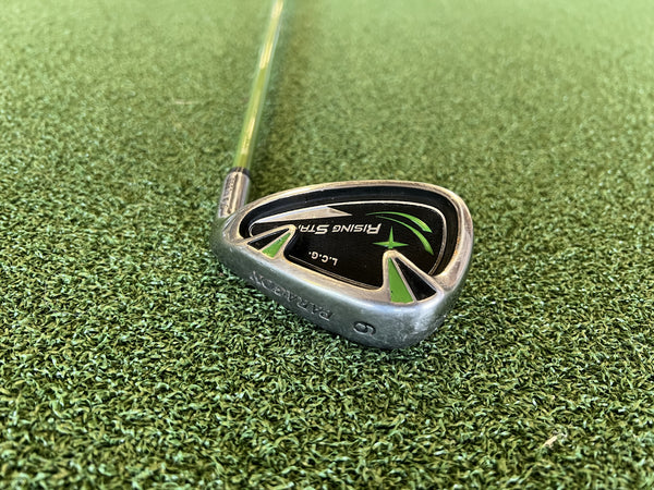 2004 Paragon Rising Star Junior 9 Iron Dexterity- R/H  Flex- Junior  Condition- 7  Shaft- Graphite Composite Jr  Grip- Trainer