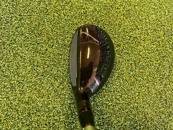 2011 Titleist 910H 21° 4 Hybrid Dexterity- R/H Flex- Stiff Length- 39.5" Condition- 7.5 S/N- S1110260 Shaft- KSB Tour Grip- Titleist