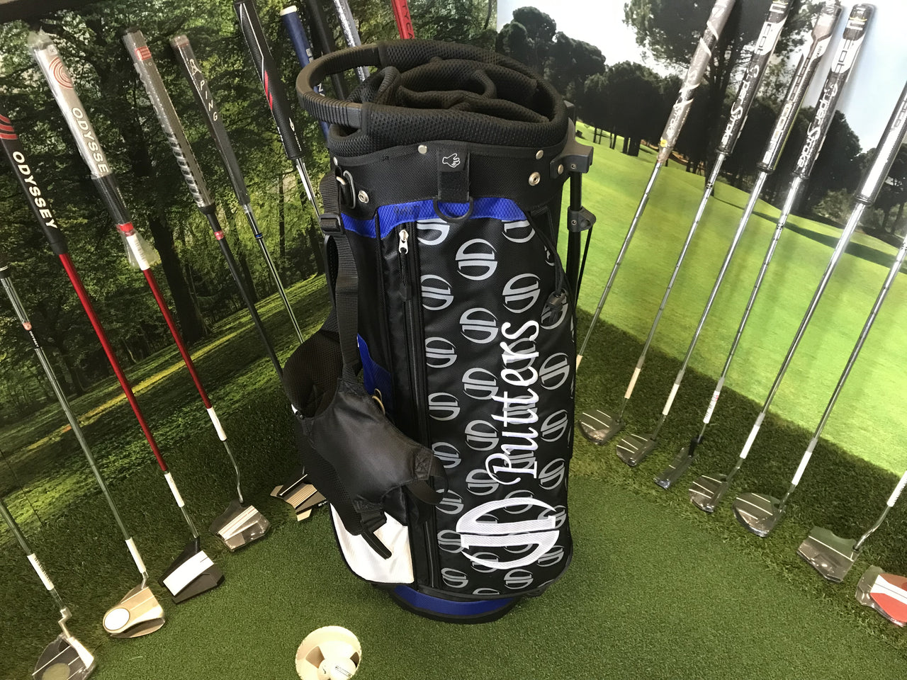 Golf Iconic 7-Way Stand Bag *Excellent Condition*