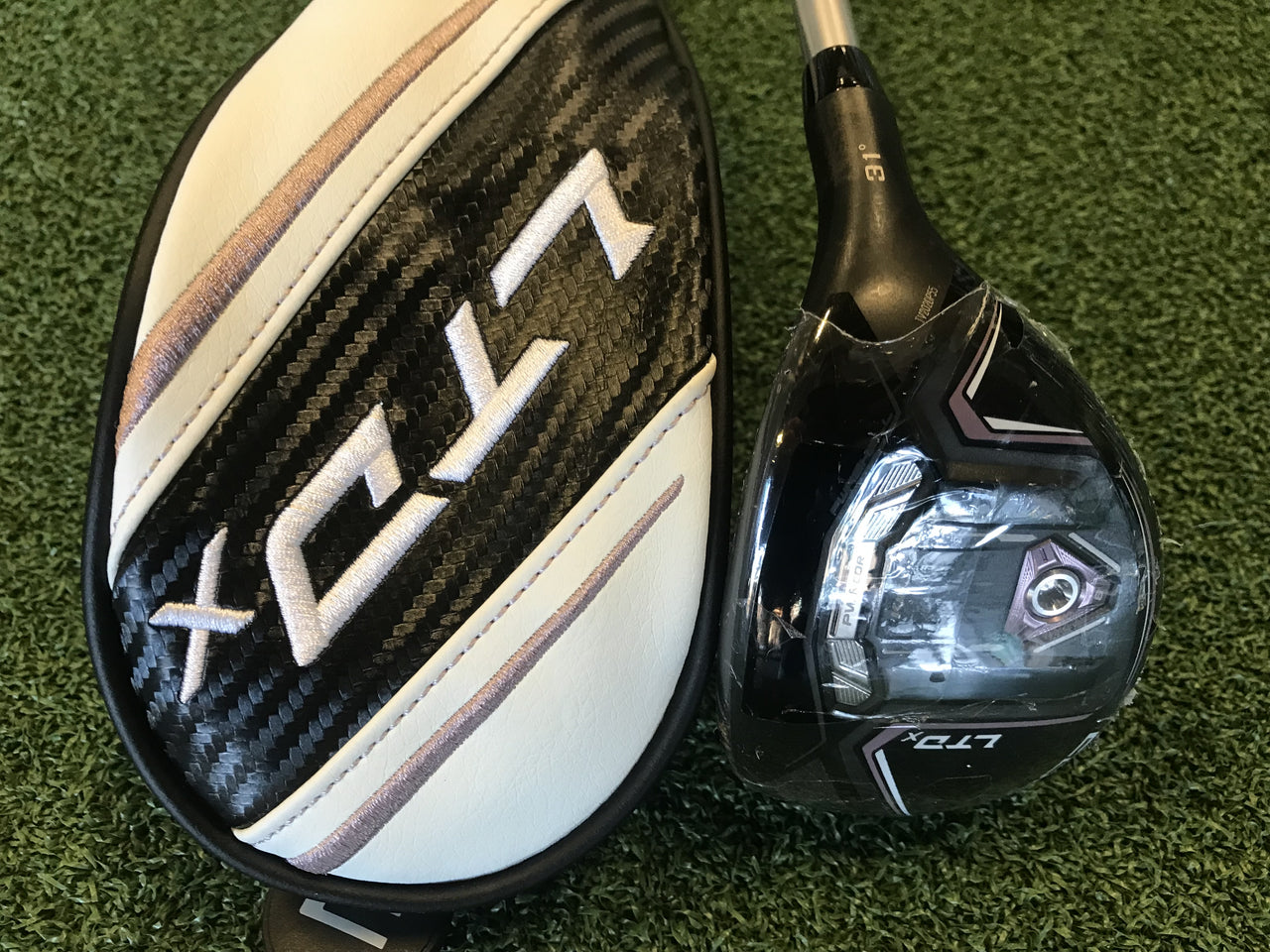 *New* Cobra Ltdx 31° Ladies 7 Hybrid with Headcover