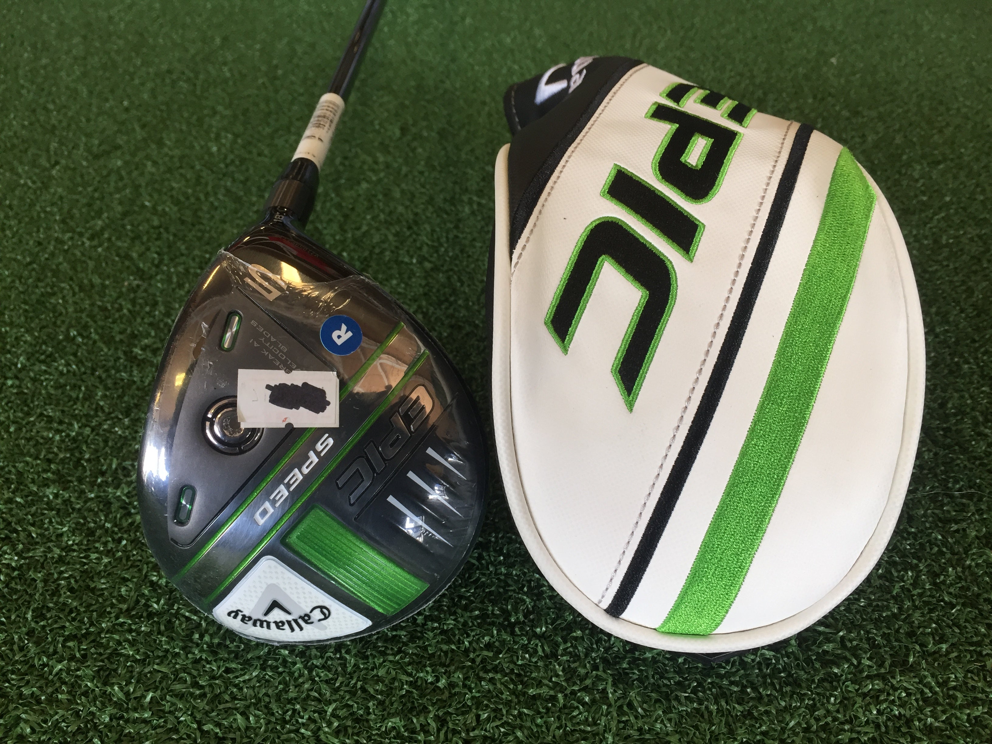 Neuf ! Bois gaucher Callaway 21' Epic Speed 15*3 - Tête seule Neuf ! Bois gaucher Callaway 21' Epic Speed 15*3 - Tête seule