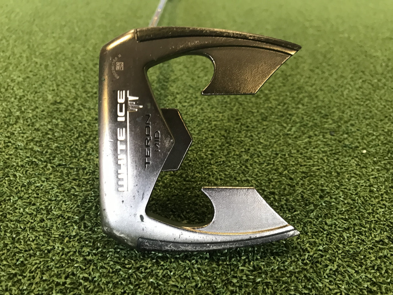 Odyssey White Ice Teron Mid 34" Putter