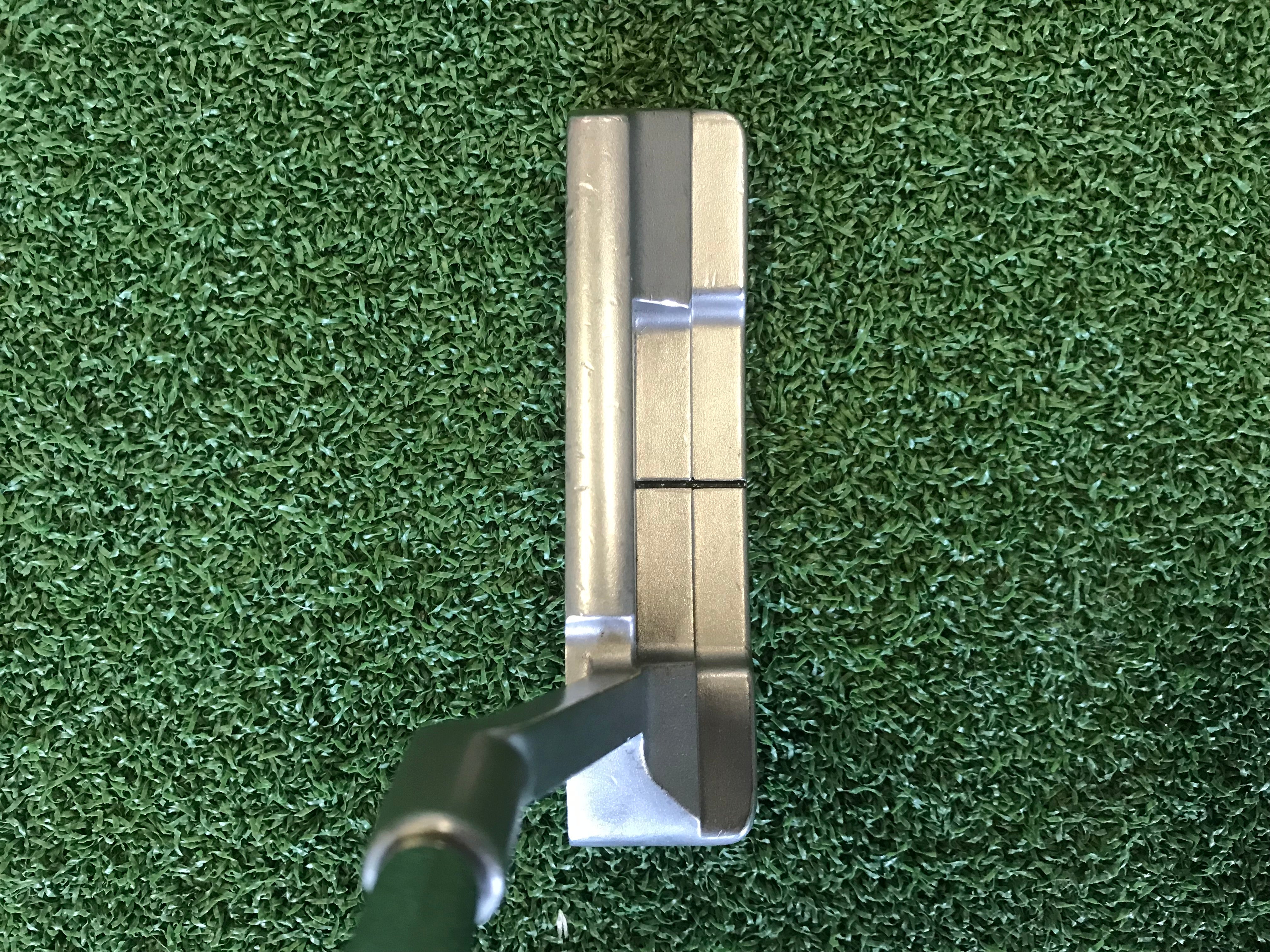 Odyssey White Hot #6 34