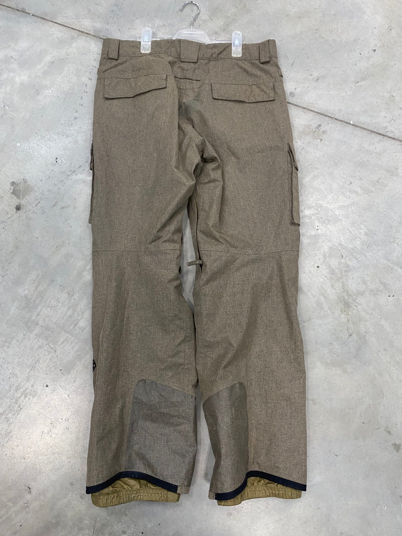 686 Men's Size Large Snow Pants