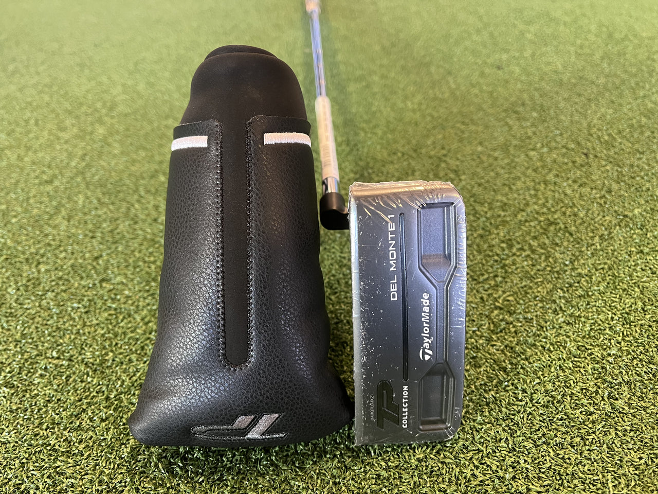 *New* 2024 TaylorMade TP Black Del Monte 1 35" Putter With Headcover