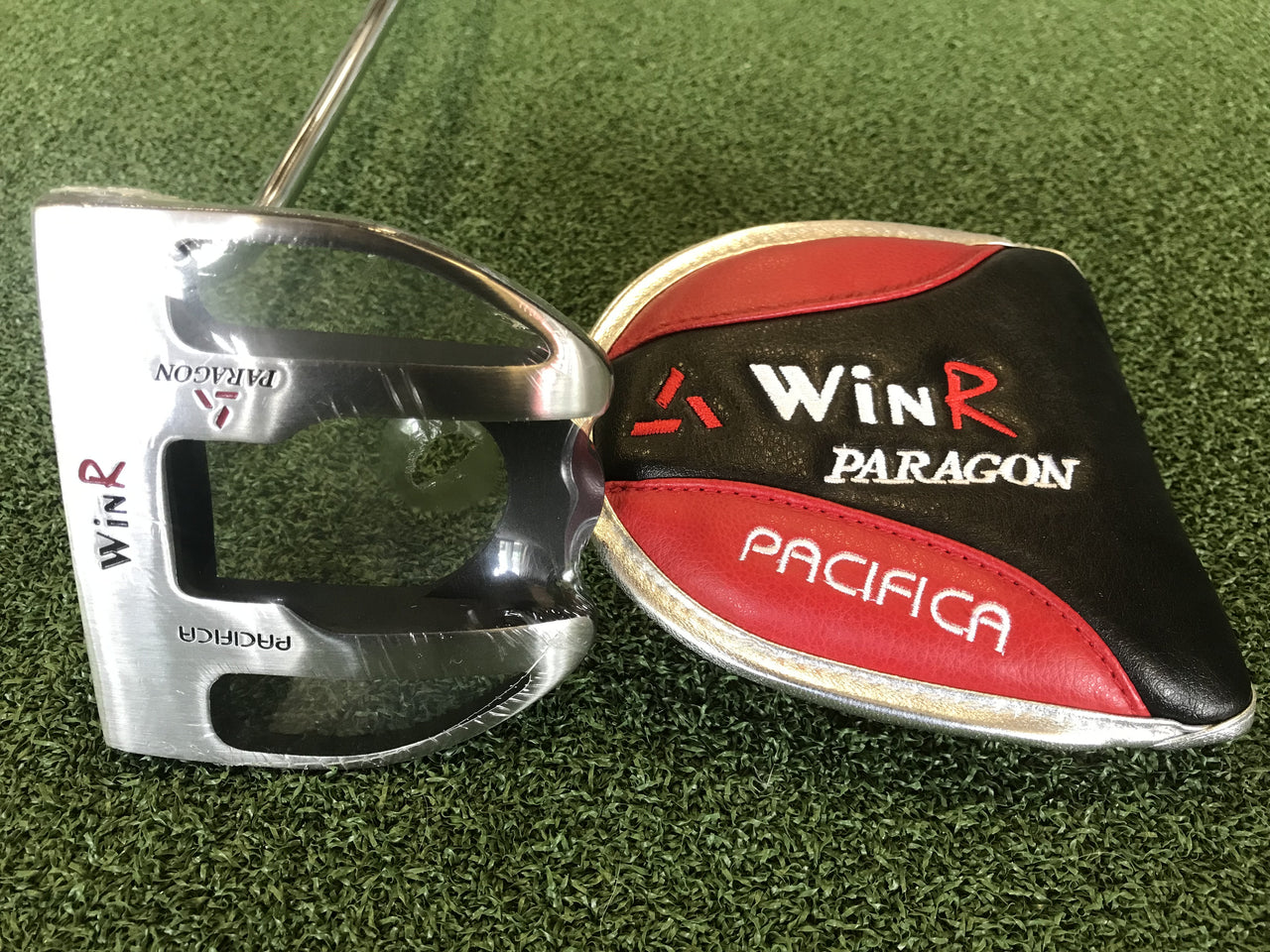 *New* Paragon Win R Pacifica 42" Belly Putter With Headcover
