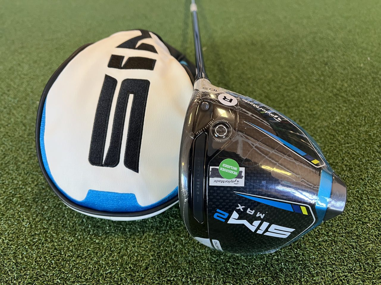 *New* 2021 TaylorMade Sim 2 Max 10.5° Driver With Headcover