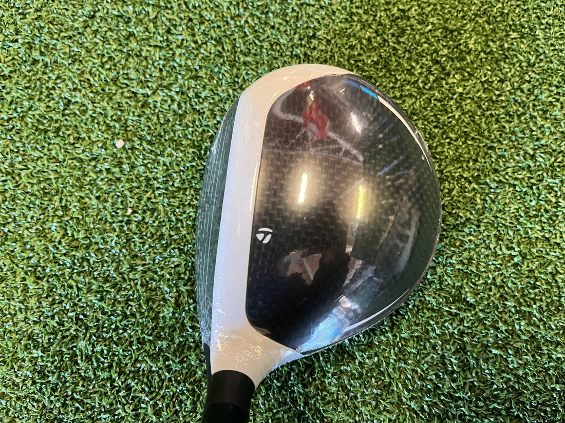 *New* TaylorMade SIM 2 Max D 22° Ladies 7 Wood With Headcover