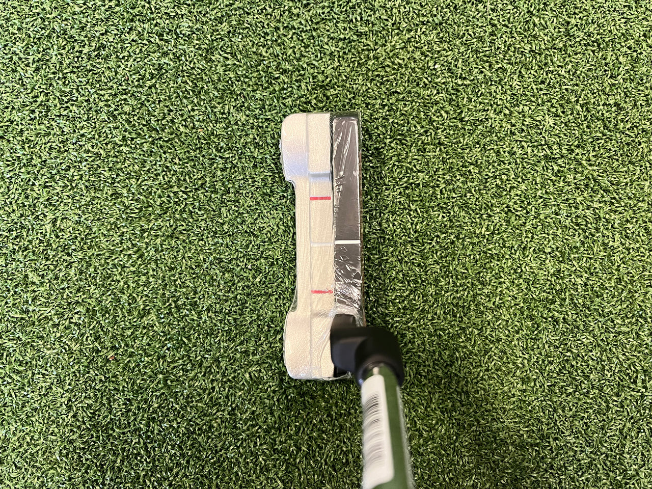 *New* Wilson Harmonized M1 35" Left Handed Putter