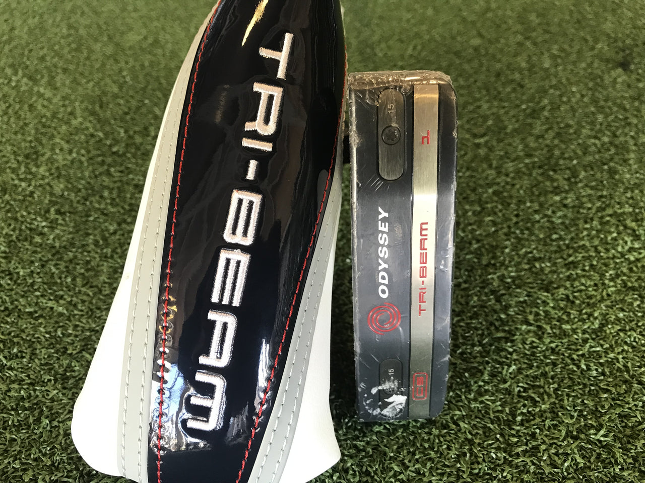 *New* 2023 Odyssey Tri Beam #1 34" Putter With Headcover