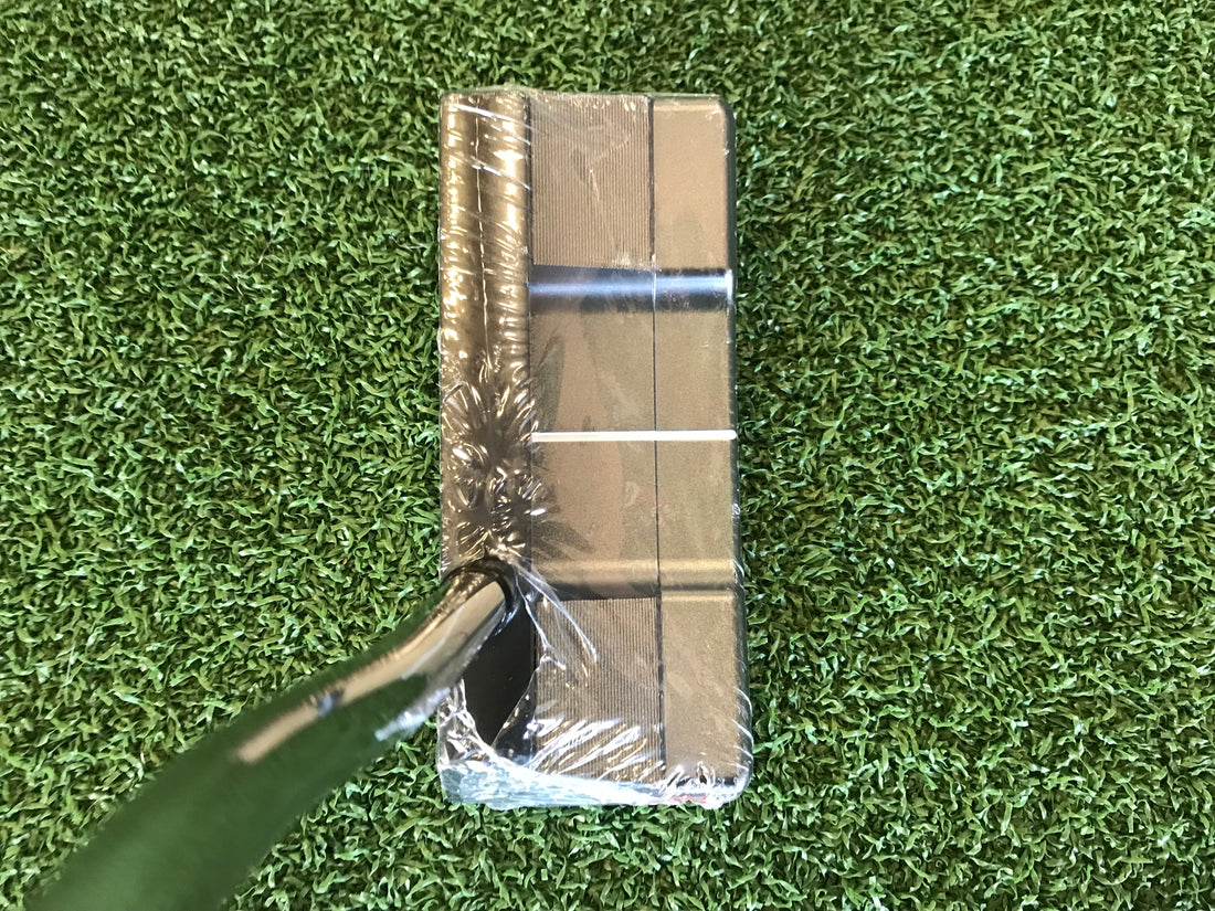 *New* 2022 Odyssey Tri Hot Triple Wide 33" Putter