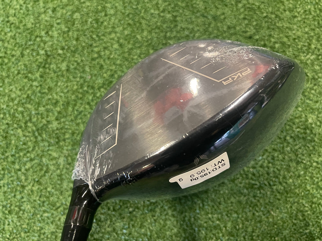 *New* Wilson Ladies D9 13° Driver With Headcover