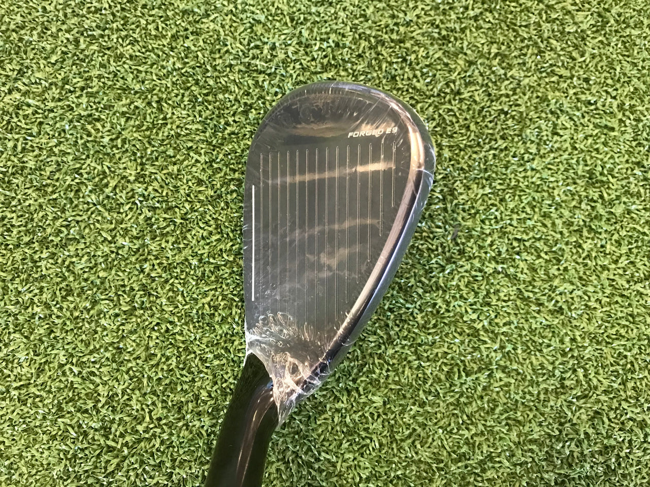 *New * Cobra T-Rail 56° Sand Wedge
