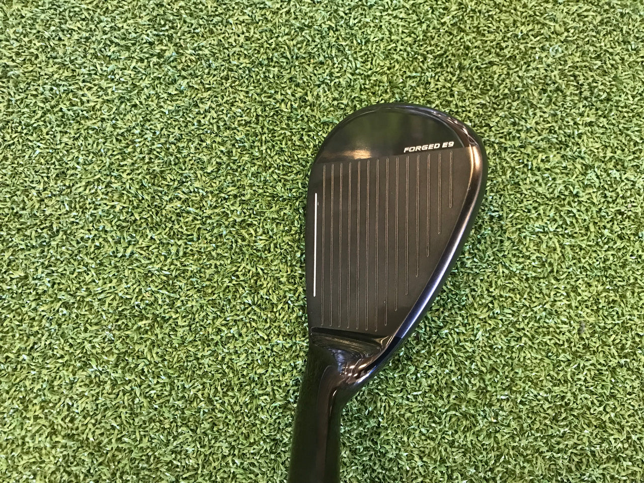 Cobra T-Rail 54° Sand Wedge *Like New*