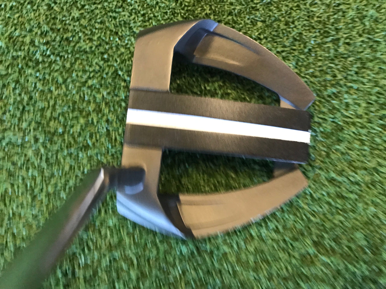Odyssey O-Works Black 33" Putter With Headcover *Excellent Condition*