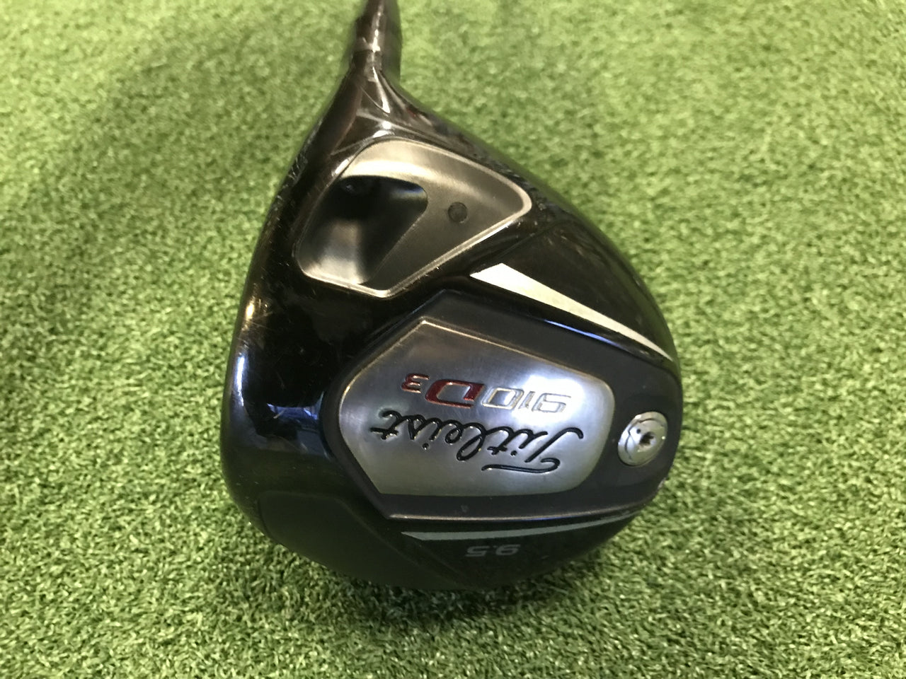 Titleist 910 D3 9.5° Driver