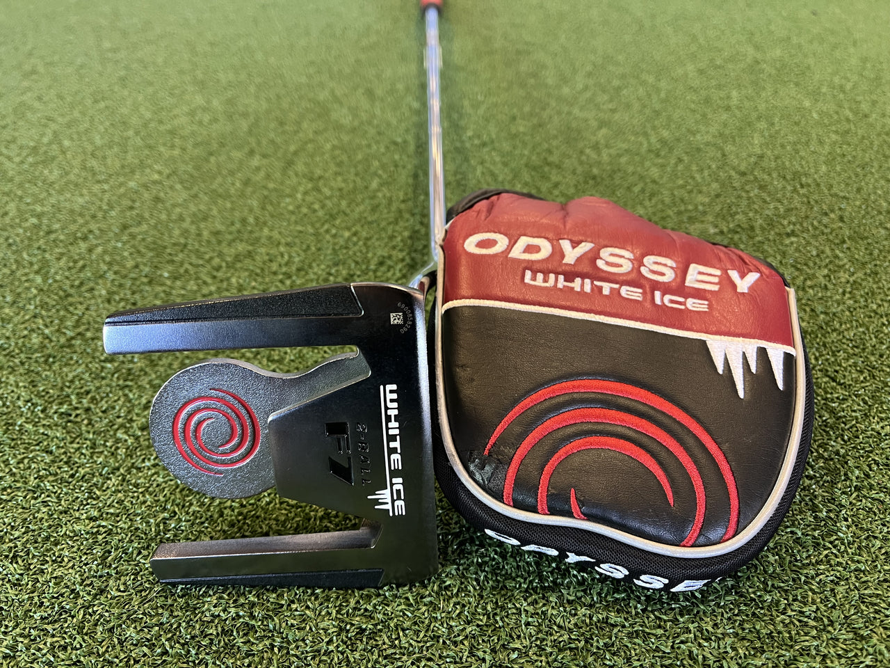 Odyssey White Ice 2-Ball F7 34" Left Handed Putter With Headcover *Excellent Condition*