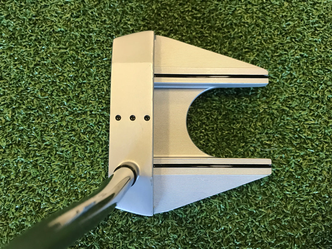 2021 Odyssey White Hot OG #7 32" Ladies Putter With Headcover *Excellent Condition*