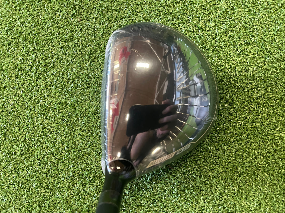 *New* Wilson Staff D9 18° 5 Wood With Headcover