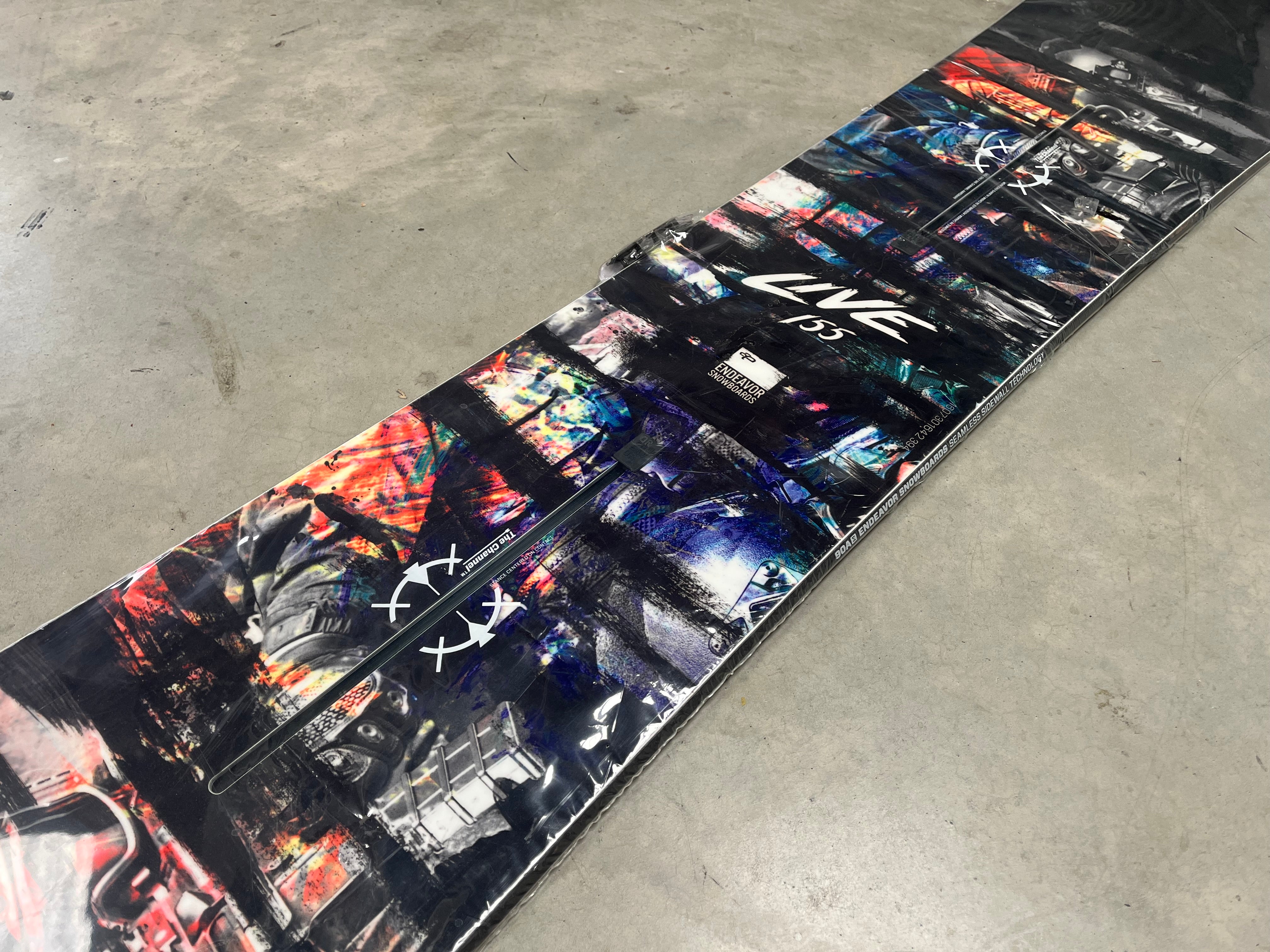 Endeavor Live 155cm Snowboard All-Mountain Camber