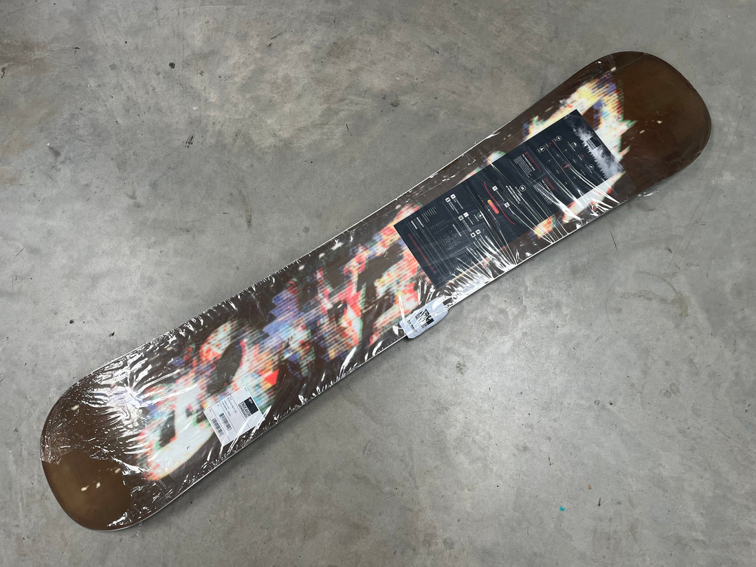 *New* Endeavor Live 155cm Snowboard