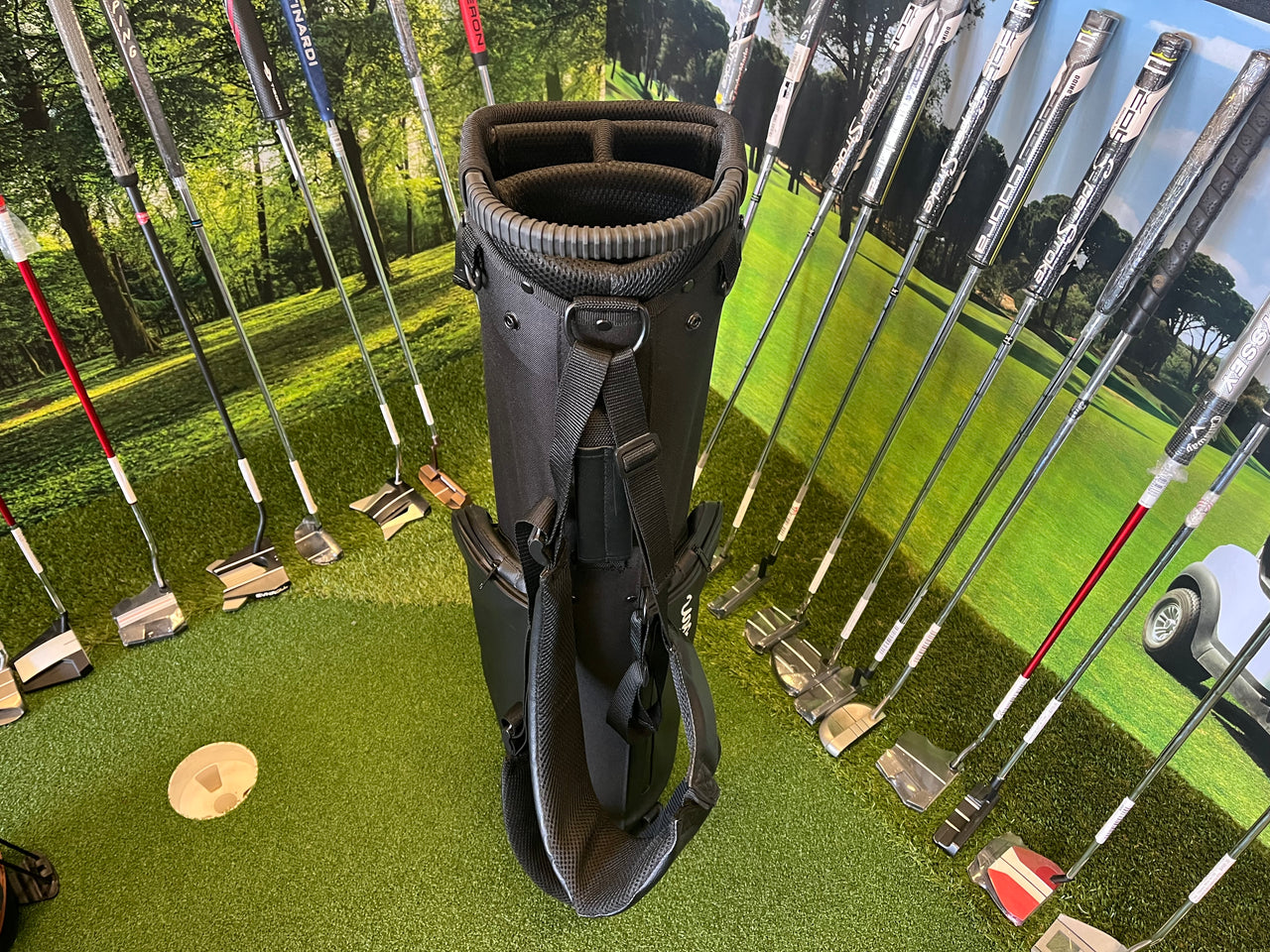 *New* Robin 4-Way Stand Bag
