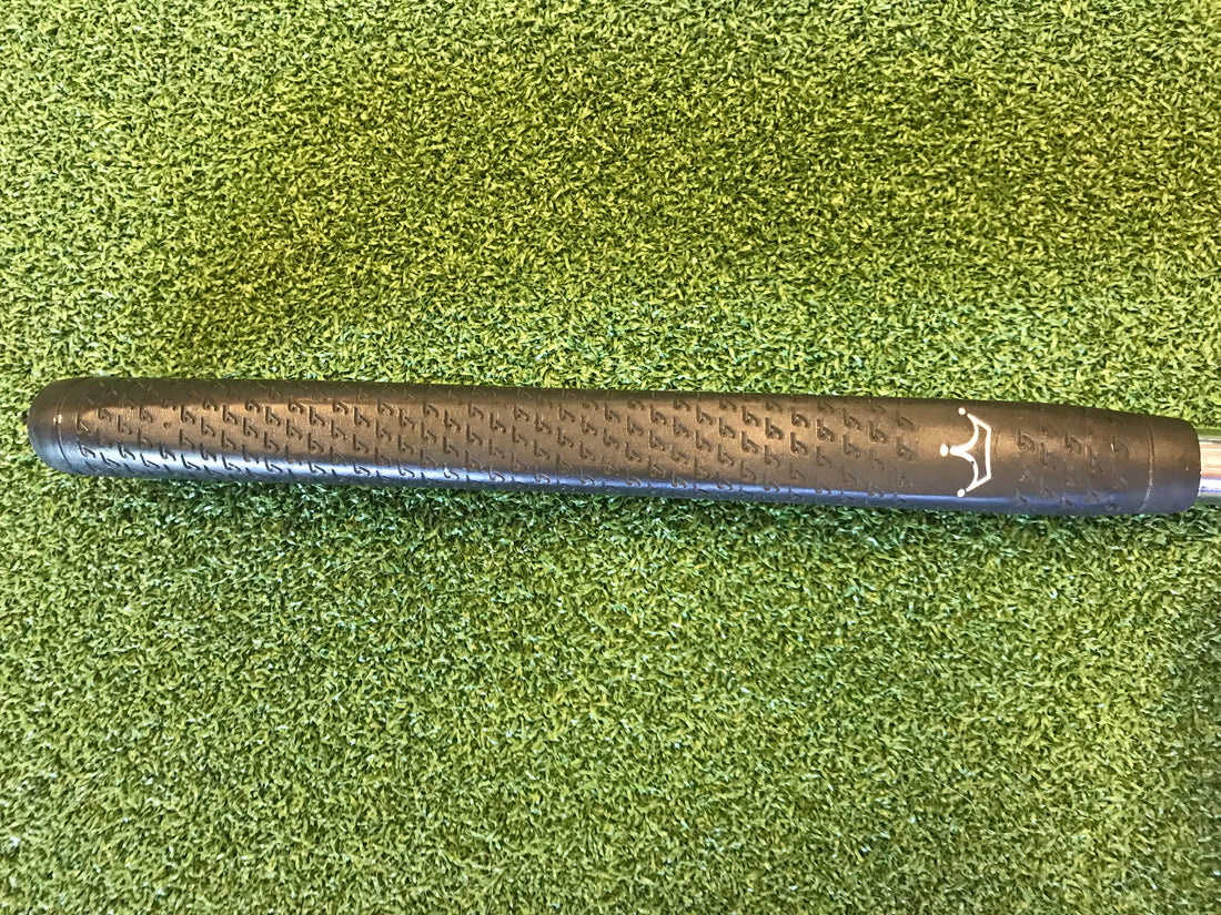 2006 Titleist Scotty Cameron Studio Style Newport Mid 36" Putter With Headcover