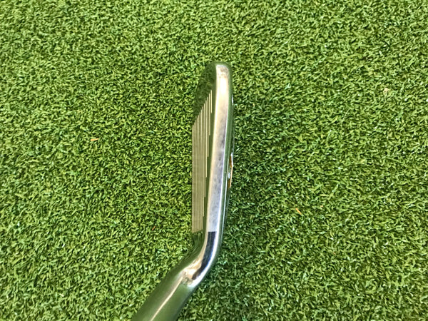 2011 TaylorMade R11 5-9, PW Iron Set