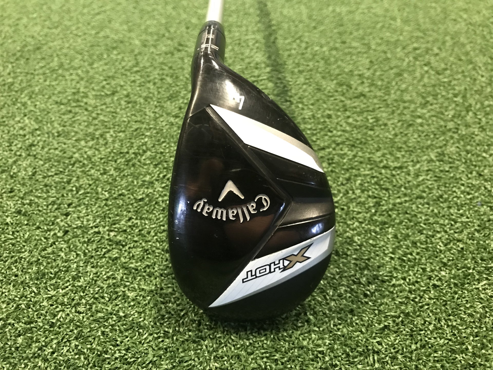 Callaway Xhot 22° 4 Hybrid Regular Graphite Shaft Callaway Grip Callaway Xhot 22° 4 Hybrid Regular Graphite Shaft Callaway Grip